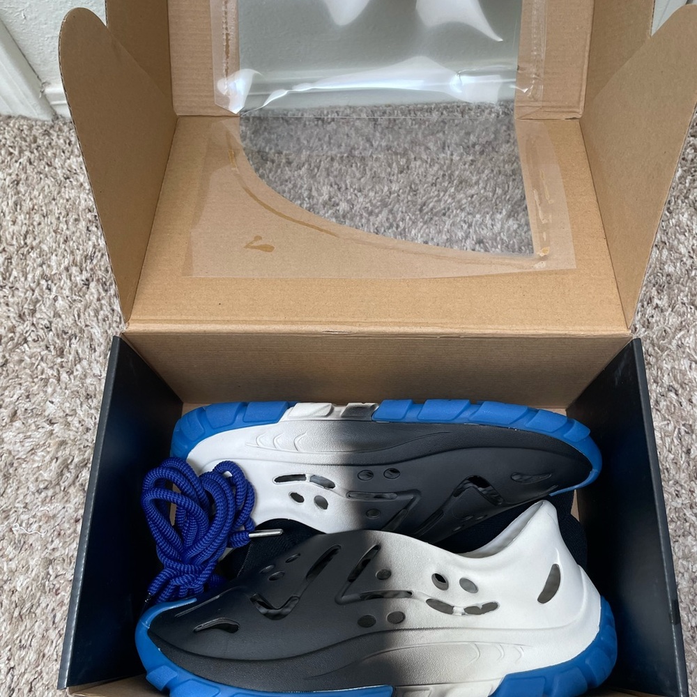 Sia Collective Black and Blue Shoes